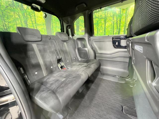 N-BOXカスタム L 禁煙車 純正8型ナビ 衝突軽減装置 レーダークルーズ シートヒーター ドラレコ ETC バックカメラ Bluetooth再生 フルセグTV 車線逸脱警報 スマートキー 片側電動スライド(9枚目)