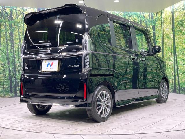 N-BOXカスタム L 禁煙車 純正8型ナビ 衝突軽減装置 レーダークルーズ シートヒーター ドラレコ ETC バックカメラ Bluetooth再生 フルセグTV 車線逸脱警報 スマートキー 片側電動スライド(17枚目)