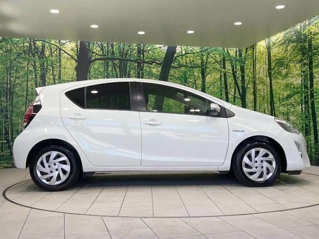 アクア S 禁煙車 ドラレコ スマートキー ビルトインETC オートライト オートエアコン CD 横滑り防止装置 ステアリングスイッチ 電動格納ミラー プライバシーガラス(48枚目)