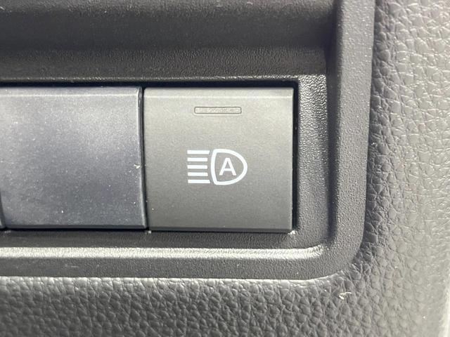 ヤリス ハイブリッドX 禁煙車 衝突軽減装置 ディスプレイオーディオ レーダークルーズ オートハイビーム ETC オートエアコン オートライト Bluetooth 電動格納ミラー キーレス 盗難防止装置 プライバシーガラス(7枚目)