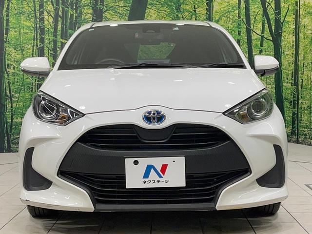 ヤリス ハイブリッドX 禁煙車 衝突軽減装置 ディスプレイオーディオ レーダークルーズ オートハイビーム ETC オートエアコン オートライト Bluetooth 電動格納ミラー キーレス 盗難防止装置 プライバシーガラス(14枚目)