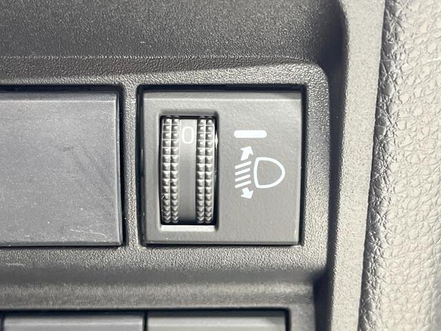 ヤリス ハイブリッドX 禁煙車 衝突軽減装置 ディスプレイオーディオ レーダークルーズ オートハイビーム ETC オートエアコン オートライト Bluetooth 電動格納ミラー キーレス 盗難防止装置 プライバシーガラス(42枚目)