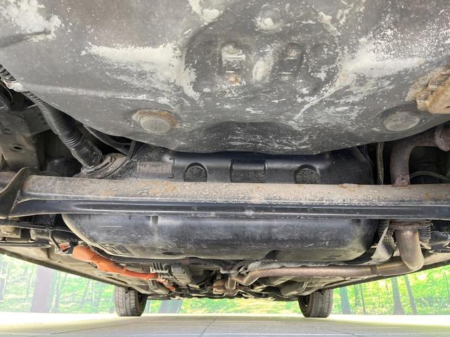 アクア S 禁煙車 SDナビ ETC 寒冷地仕様 オートエアコン スマートキー CD再生 オートライト 盗難防止システム 電動格納ミラー プライバシーガラス 横滑り防止(19枚目)