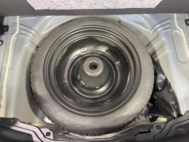 アクア S 禁煙車 SDナビ ETC 寒冷地仕様 オートエアコン スマートキー CD再生 オートライト 盗難防止システム 電動格納ミラー プライバシーガラス 横滑り防止(41枚目)