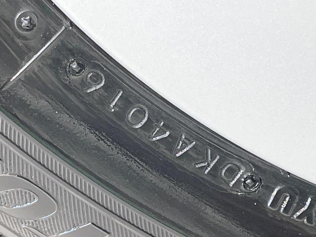 アクア S 禁煙車 SDナビ ETC 寒冷地仕様 オートエアコン スマートキー CD再生 オートライト 盗難防止システム 電動格納ミラー プライバシーガラス 横滑り防止(52枚目)