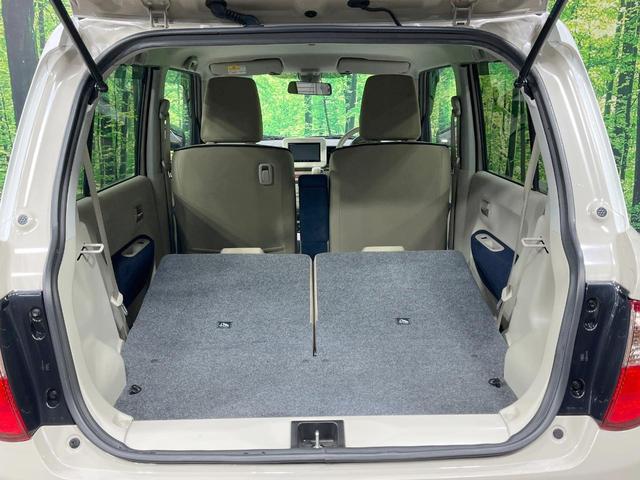 アルトラパン モード　禁煙車　４ＷＤ　純正ナビ　全周囲カメラ　衝突軽減装置　前席シートヒーター　ＨＩＤヘッド　オートエアコン　Ｂｌｕｅｔｏｏｔｈ　オートライト　純正革巻きステアリング　アイドリングストップ（10枚目）