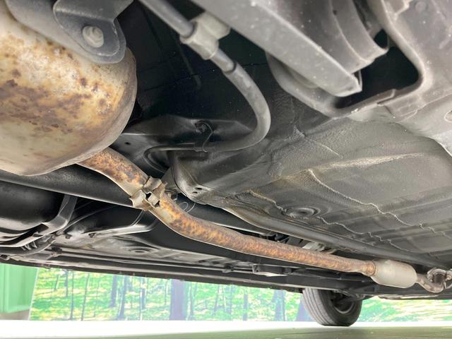 アルトラパン モード　禁煙車　４ＷＤ　純正ナビ　全周囲カメラ　衝突軽減装置　前席シートヒーター　ＨＩＤヘッド　オートエアコン　Ｂｌｕｅｔｏｏｔｈ　オートライト　純正革巻きステアリング　アイドリングストップ（22枚目）