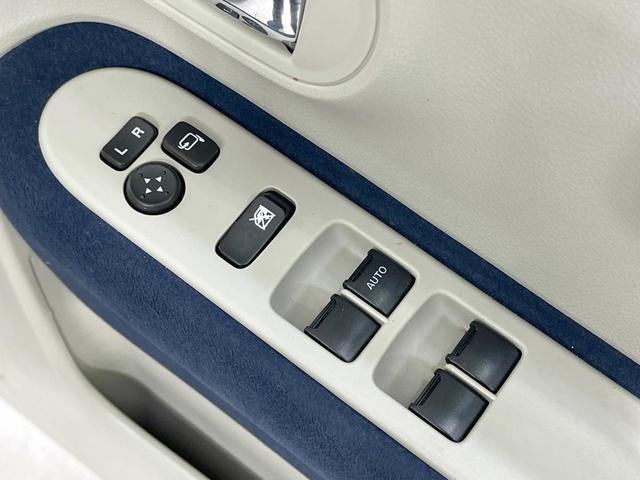 アルトラパン モード　禁煙車　４ＷＤ　純正ナビ　全周囲カメラ　衝突軽減装置　前席シートヒーター　ＨＩＤヘッド　オートエアコン　Ｂｌｕｅｔｏｏｔｈ　オートライト　純正革巻きステアリング　アイドリングストップ（41枚目）