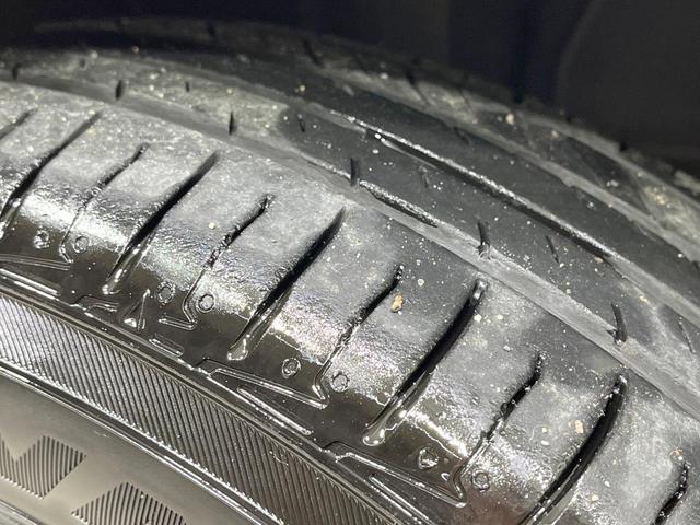 アルトラパン モード　禁煙車　４ＷＤ　純正ナビ　全周囲カメラ　衝突軽減装置　前席シートヒーター　ＨＩＤヘッド　オートエアコン　Ｂｌｕｅｔｏｏｔｈ　オートライト　純正革巻きステアリング　アイドリングストップ（47枚目）