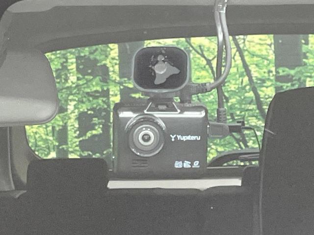 クロスビー ハイブリッドMZ 禁煙車 4WD ターボ 2トーン 衝突軽減装置 純正8型ナビ 全周囲カメラ シートヒーター クルーズコントロール LEDヘッド クリアランスソナー ETC ドラレコ パドルシフト ダウンヒルアシスト(30枚目)