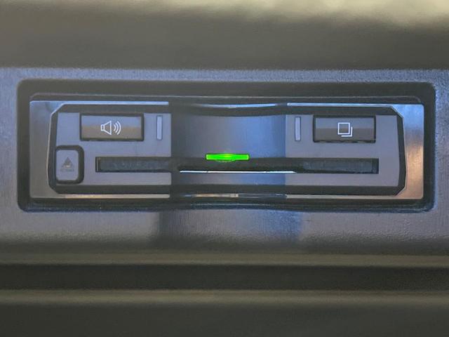 ハリアーハイブリッド プレミアム スタイルモーヴ 禁煙車 4WD モデリスタエアロ 衝突軽減装置 BIG-X9型ナビ バックカメラ ETC パワーバックドア クルーズコントロール ハーフレザーシート パワーシート 前席シートヒーター スマートキー(7枚目)