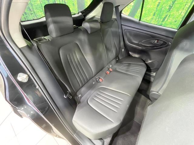 ヤリスクロス X 禁煙車 4WD 純正8型ディスプレイオーディオ バックカメラ 寒冷地仕様 衝突軽減装置 レーダークルーズ コーナーセンサー ETC オートハイビーム オートライト Bluetooth スマートキー(9枚目)