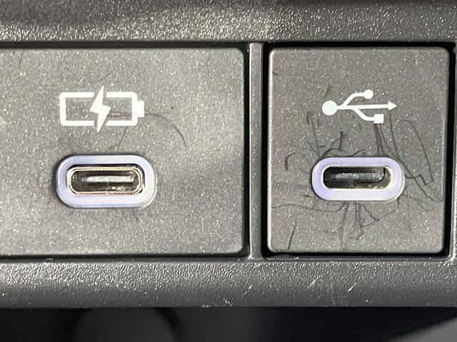 ヤリスクロス X 禁煙車 4WD 純正8型ディスプレイオーディオ バックカメラ 寒冷地仕様 衝突軽減装置 レーダークルーズ コーナーセンサー ETC オートハイビーム オートライト Bluetooth スマートキー(37枚目)