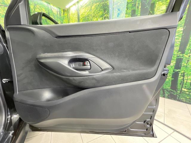 ヤリスクロス X 禁煙車 4WD 純正8型ディスプレイオーディオ バックカメラ 寒冷地仕様 衝突軽減装置 レーダークルーズ コーナーセンサー ETC オートハイビーム オートライト Bluetooth スマートキー(46枚目)