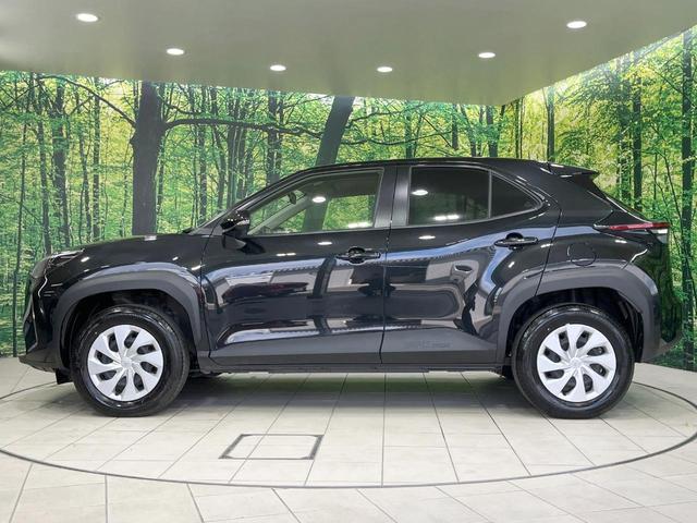 ヤリスクロス X 禁煙車 4WD 純正8型ディスプレイオーディオ バックカメラ 寒冷地仕様 衝突軽減装置 レーダークルーズ コーナーセンサー ETC オートハイビーム オートライト Bluetooth スマートキー(50枚目)