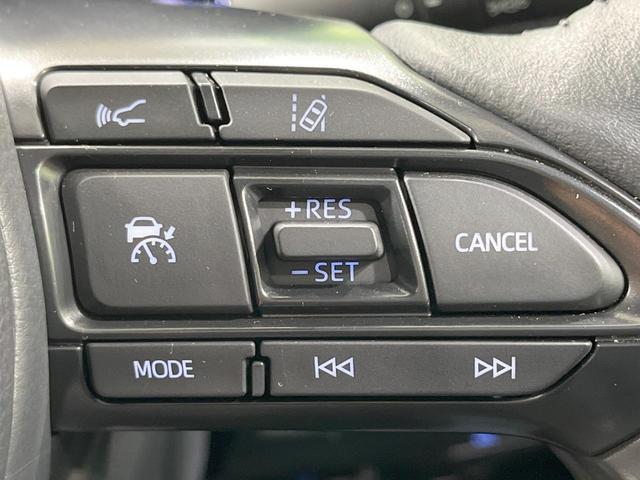 ヤリスクロス ハイブリッドZ 禁煙車 4WD 衝突軽減装置 純正ディスプレイオーディオ 全周囲カメラ レーダークルーズ 寒冷地仕様 ハーフレザーシート 前席シートヒーター ブラインドスポットモニター ヘッドアップディスプレイ(6枚目)