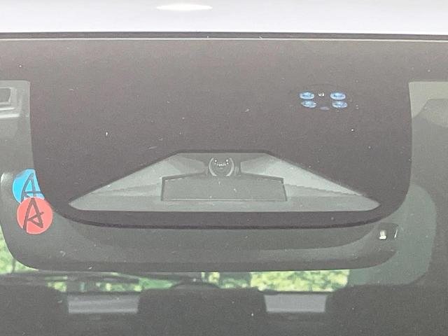 ヴェゼル e:HEV Z 禁煙車 4WD 寒冷地仕様 純正9型ナビ バックカメラ 衝突軽減 レーダークルーズ 電動リアゲート シートヒーター ハーフレザーシート ドラレコ ETC コーナーセンサー スマートキー LEDヘッド(6枚目)