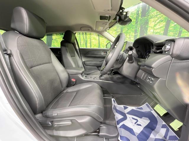 ヴェゼル e:HEV Z 禁煙車 4WD 寒冷地仕様 純正9型ナビ バックカメラ 衝突軽減 レーダークルーズ 電動リアゲート シートヒーター ハーフレザーシート ドラレコ ETC コーナーセンサー スマートキー LEDヘッド(8枚目)