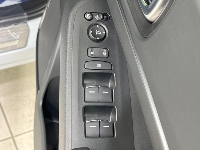 ヴェゼル e:HEV Z 禁煙車 4WD 寒冷地仕様 純正9型ナビ バックカメラ 衝突軽減 レーダークルーズ 電動リアゲート シートヒーター ハーフレザーシート ドラレコ ETC コーナーセンサー スマートキー LEDヘッド(44枚目)