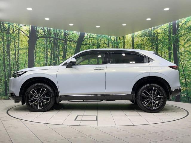 ヴェゼル e:HEV Z 禁煙車 4WD 寒冷地仕様 純正9型ナビ バックカメラ 衝突軽減 レーダークルーズ 電動リアゲート シートヒーター ハーフレザーシート ドラレコ ETC コーナーセンサー スマートキー LEDヘッド(55枚目)