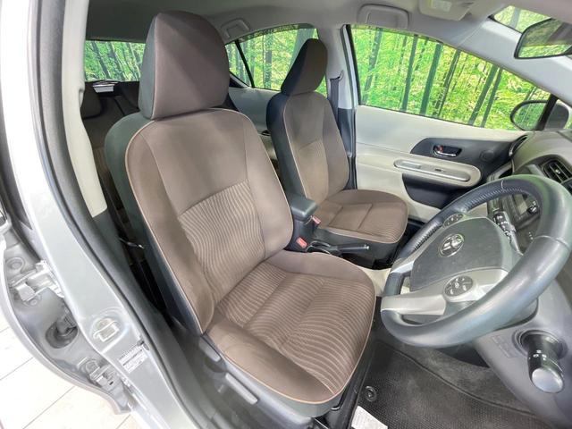 アクア G 禁煙車 寒冷地仕様 スマートキー オートライト 純正15インチアルミ CD パワーウインドウ パワーステアリング 電動格納ミラー オートエアコン(8枚目)