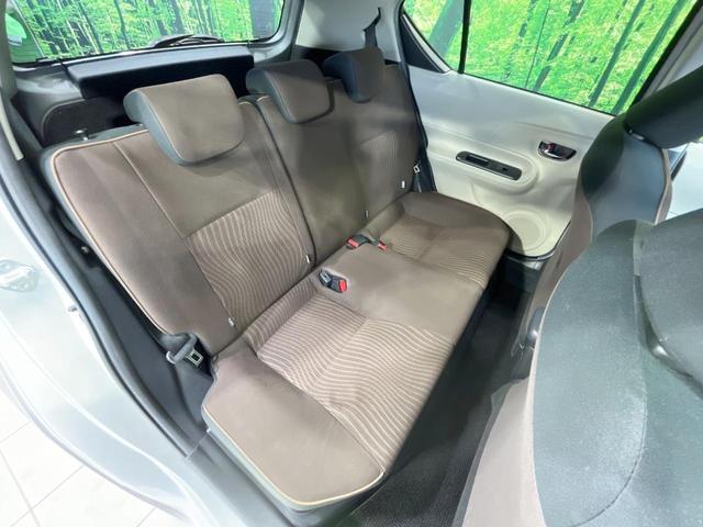 アクア G 禁煙車 寒冷地仕様 スマートキー オートライト 純正15インチアルミ CD パワーウインドウ パワーステアリング 電動格納ミラー オートエアコン(9枚目)