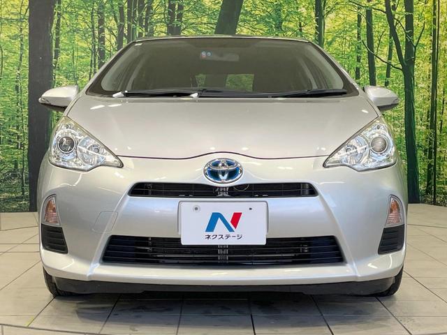 アクア G 禁煙車 寒冷地仕様 スマートキー オートライト 純正15インチアルミ CD パワーウインドウ パワーステアリング 電動格納ミラー オートエアコン(14枚目)