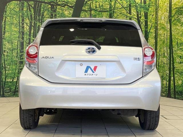 アクア G 禁煙車 寒冷地仕様 スマートキー オートライト 純正15インチアルミ CD パワーウインドウ パワーステアリング 電動格納ミラー オートエアコン(15枚目)