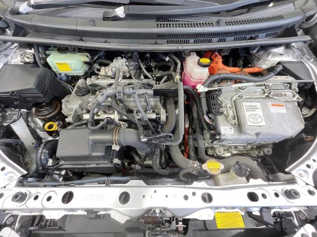 アクア G 禁煙車 寒冷地仕様 スマートキー オートライト 純正15インチアルミ CD パワーウインドウ パワーステアリング 電動格納ミラー オートエアコン(18枚目)