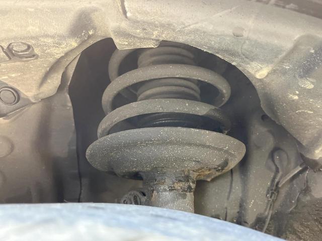 アクア G 禁煙車 寒冷地仕様 スマートキー オートライト 純正15インチアルミ CD パワーウインドウ パワーステアリング 電動格納ミラー オートエアコン(20枚目)