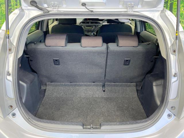 アクア G 禁煙車 寒冷地仕様 スマートキー オートライト 純正15インチアルミ CD パワーウインドウ パワーステアリング 電動格納ミラー オートエアコン(39枚目)
