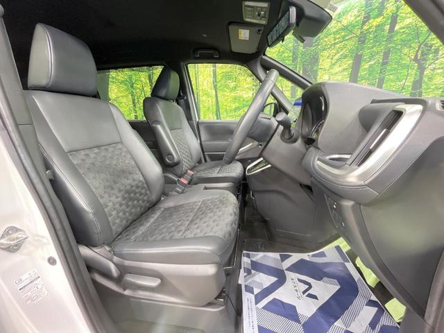 ヴォクシー Ｓ－Ｚ　禁煙車　衝突軽減装置　純正１０．５型ディスプレイオーディオ　両側電動スライド　レーダークルーズ　３眼ＬＥＤヘッド　ＥＴＣ　ＣＤ　ＤＶＤキッド　ハーフレザーシート　デジタルインナーミラー（8枚目）