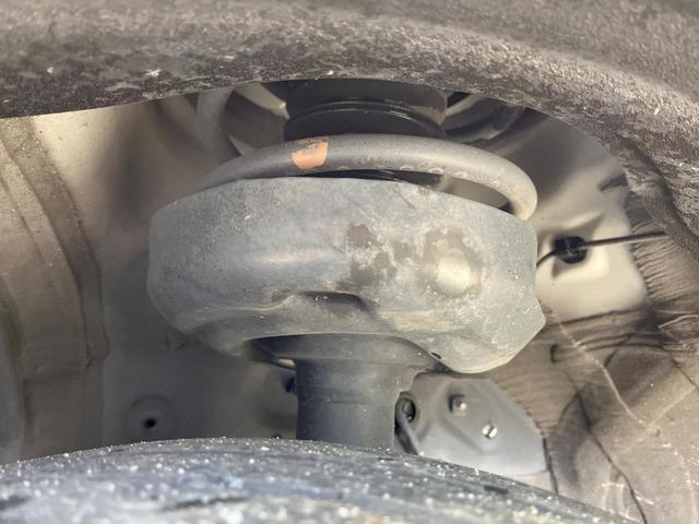 ヴォクシー Ｓ－Ｚ　禁煙車　衝突軽減装置　純正１０．５型ディスプレイオーディオ　両側電動スライド　レーダークルーズ　３眼ＬＥＤヘッド　ＥＴＣ　ＣＤ　ＤＶＤキッド　ハーフレザーシート　デジタルインナーミラー（20枚目）