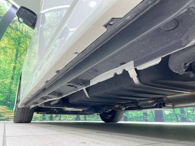 ヴォクシー Ｓ－Ｚ　禁煙車　衝突軽減装置　純正１０．５型ディスプレイオーディオ　両側電動スライド　レーダークルーズ　３眼ＬＥＤヘッド　ＥＴＣ　ＣＤ　ＤＶＤキッド　ハーフレザーシート　デジタルインナーミラー（21枚目）