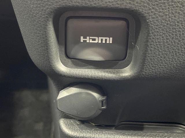 ヴォクシー Ｓ－Ｚ　禁煙車　衝突軽減装置　純正１０．５型ディスプレイオーディオ　両側電動スライド　レーダークルーズ　３眼ＬＥＤヘッド　ＥＴＣ　ＣＤ　ＤＶＤキッド　ハーフレザーシート　デジタルインナーミラー（34枚目）