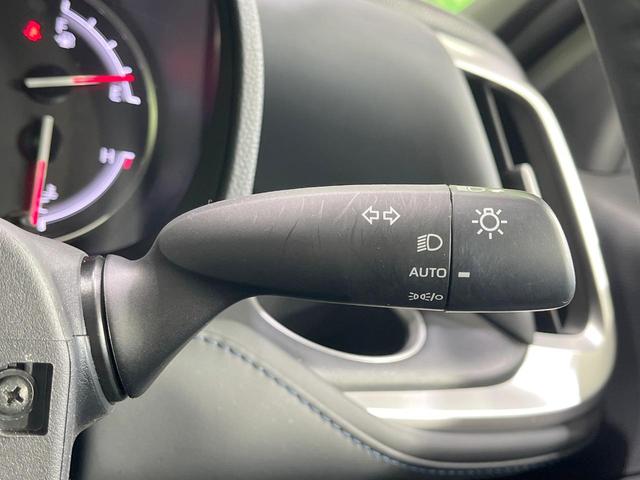 ヴォクシー Ｓ－Ｚ　禁煙車　衝突軽減装置　純正１０．５型ディスプレイオーディオ　両側電動スライド　レーダークルーズ　３眼ＬＥＤヘッド　ＥＴＣ　ＣＤ　ＤＶＤキッド　ハーフレザーシート　デジタルインナーミラー（39枚目）