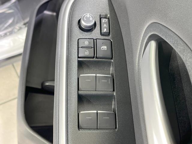 ヴォクシー Ｓ－Ｚ　禁煙車　衝突軽減装置　純正１０．５型ディスプレイオーディオ　両側電動スライド　レーダークルーズ　３眼ＬＥＤヘッド　ＥＴＣ　ＣＤ　ＤＶＤキッド　ハーフレザーシート　デジタルインナーミラー（49枚目）