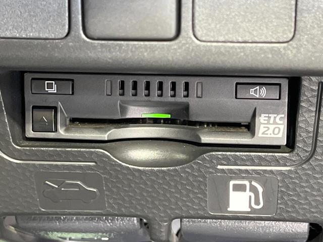 ルーミー カスタムＧ－Ｔ　禁煙車　純正９型ナビ　両側電動スライドドア　ターボ　バックカメラ　衝突軽減装置　レーダークルーズ　ドラレコ　コーナーセンサー　スマートキー　ＬＥＤヘッド　ＥＴＣ　オートハイビーム　オートライト（33枚目）