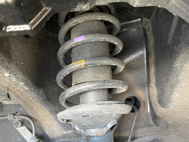 スペーシア X 禁煙車 純正ナビ 4WD 全周囲カメラ 片側電動スライドドア 衝突軽減装置 シートヒーター スマートキー HIDヘッド ETC オートライト オートエアコン Bluetooth DVD再生 フルセグ(20枚目)