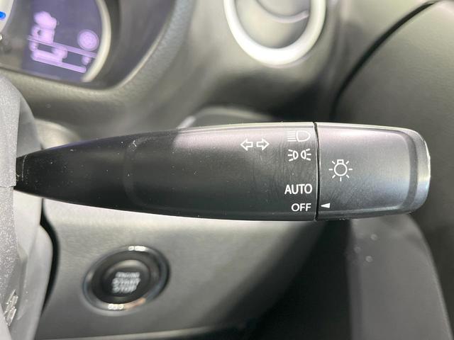 スペーシア X 禁煙車 純正ナビ 4WD 全周囲カメラ 片側電動スライドドア 衝突軽減装置 シートヒーター スマートキー HIDヘッド ETC オートライト オートエアコン Bluetooth DVD再生 フルセグ(30枚目)