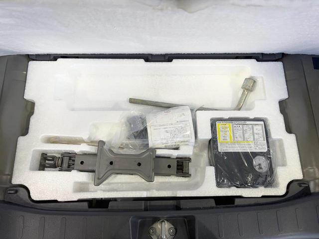 スペーシア X 禁煙車 純正ナビ 4WD 全周囲カメラ 片側電動スライドドア 衝突軽減装置 シートヒーター スマートキー HIDヘッド ETC オートライト オートエアコン Bluetooth DVD再生 フルセグ(39枚目)