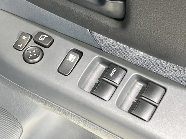 スペーシア X 禁煙車 純正ナビ 4WD 全周囲カメラ 片側電動スライドドア 衝突軽減装置 シートヒーター スマートキー HIDヘッド ETC オートライト オートエアコン Bluetooth DVD再生 フルセグ(44枚目)