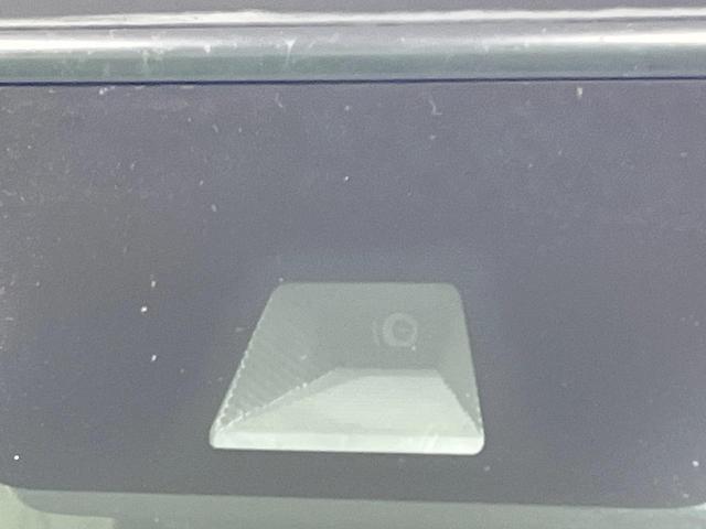 N-BOXカスタム G・Lターボホンダセンシング 禁煙車 純正ディスプレイオーディオ 両側電動スライドドア バックカメラ 衝突被害軽減装置 レーダークルーズ ハーフレザーシート ドラレコ コーナーセンサー LEDヘッド ETC オートハイビーム(5枚目)