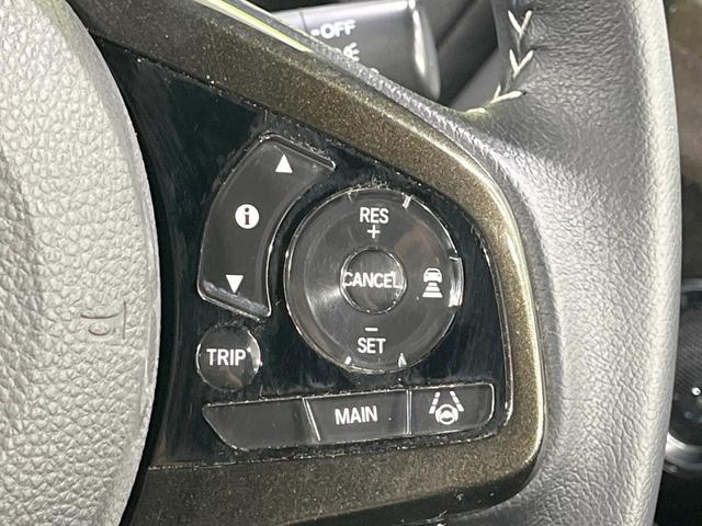 N-BOXカスタム G・Lターボホンダセンシング 禁煙車 純正ディスプレイオーディオ 両側電動スライドドア バックカメラ 衝突被害軽減装置 レーダークルーズ ハーフレザーシート ドラレコ コーナーセンサー LEDヘッド ETC オートハイビーム(6枚目)