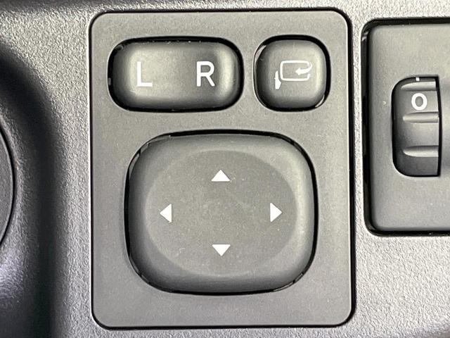 アクア S 禁煙車 純正SDナビ 寒冷地仕様 ETC オートエアコン Bluetooth CD DVD再生 フルセグ 電動格納ミラー 盗難防止装置 トラクションコントロール(7枚目)