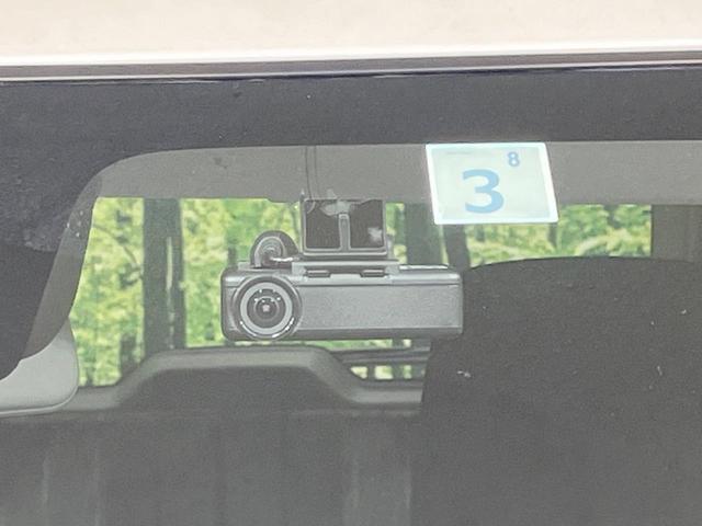 ソリオ ハイブリッドＭＺ　禁煙車　純正９型ナビ　両側電動スライド　全周囲カメラ　衝突軽減　レーダークルーズ　ドラレコ　コーナーセンサー　スマートキー　ＬＥＤヘッド　ＥＴＣ　オートハイビーム　オートライト　オートエアコン（25枚目）