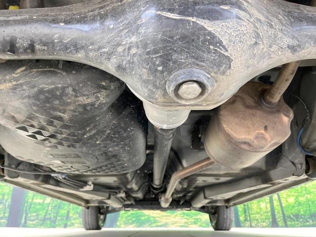 タフト G 禁煙車 4WD ガラスルーフ 衝突軽減装置 レーダークルーズ SDナビ バックカメラ ETC Bluetooth再生 シートヒーター LEDヘッドライト オートライト オートエアコン スマートキー(19枚目)