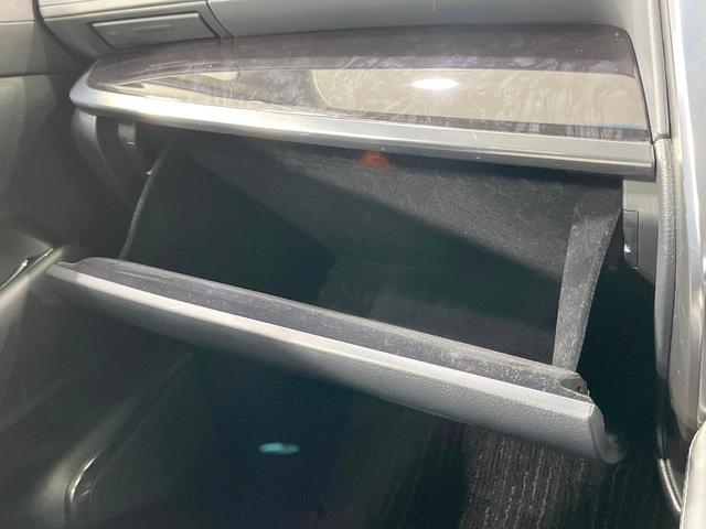 アルファード ２．５Ｓ　Ｃパッケージ　禁煙車　モデリスタエアロ　後席モニター　ＢＩＧ－Ｘ１１型　衝突軽減装置　両側電動スライド　シートベンチレーション　３眼ヘッドライト　レーダークルーズ　バックカメラ　ステアリングヒーター　ＥＴＣ（53枚目）