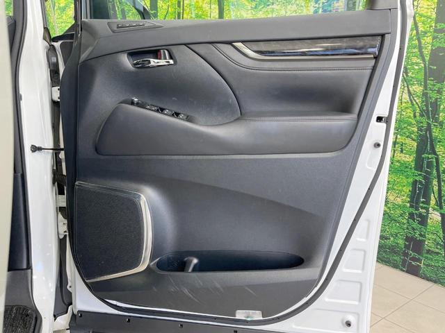 アルファード ２．５Ｓ　Ｃパッケージ　禁煙車　モデリスタエアロ　後席モニター　ＢＩＧ－Ｘ１１型　衝突軽減装置　両側電動スライド　シートベンチレーション　３眼ヘッドライト　レーダークルーズ　バックカメラ　ステアリングヒーター　ＥＴＣ（58枚目）