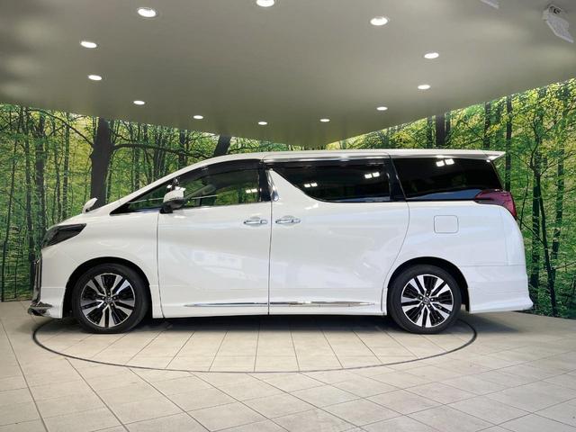 アルファード ２．５Ｓ　Ｃパッケージ　禁煙車　モデリスタエアロ　後席モニター　ＢＩＧ－Ｘ１１型　衝突軽減装置　両側電動スライド　シートベンチレーション　３眼ヘッドライト　レーダークルーズ　バックカメラ　ステアリングヒーター　ＥＴＣ（67枚目）